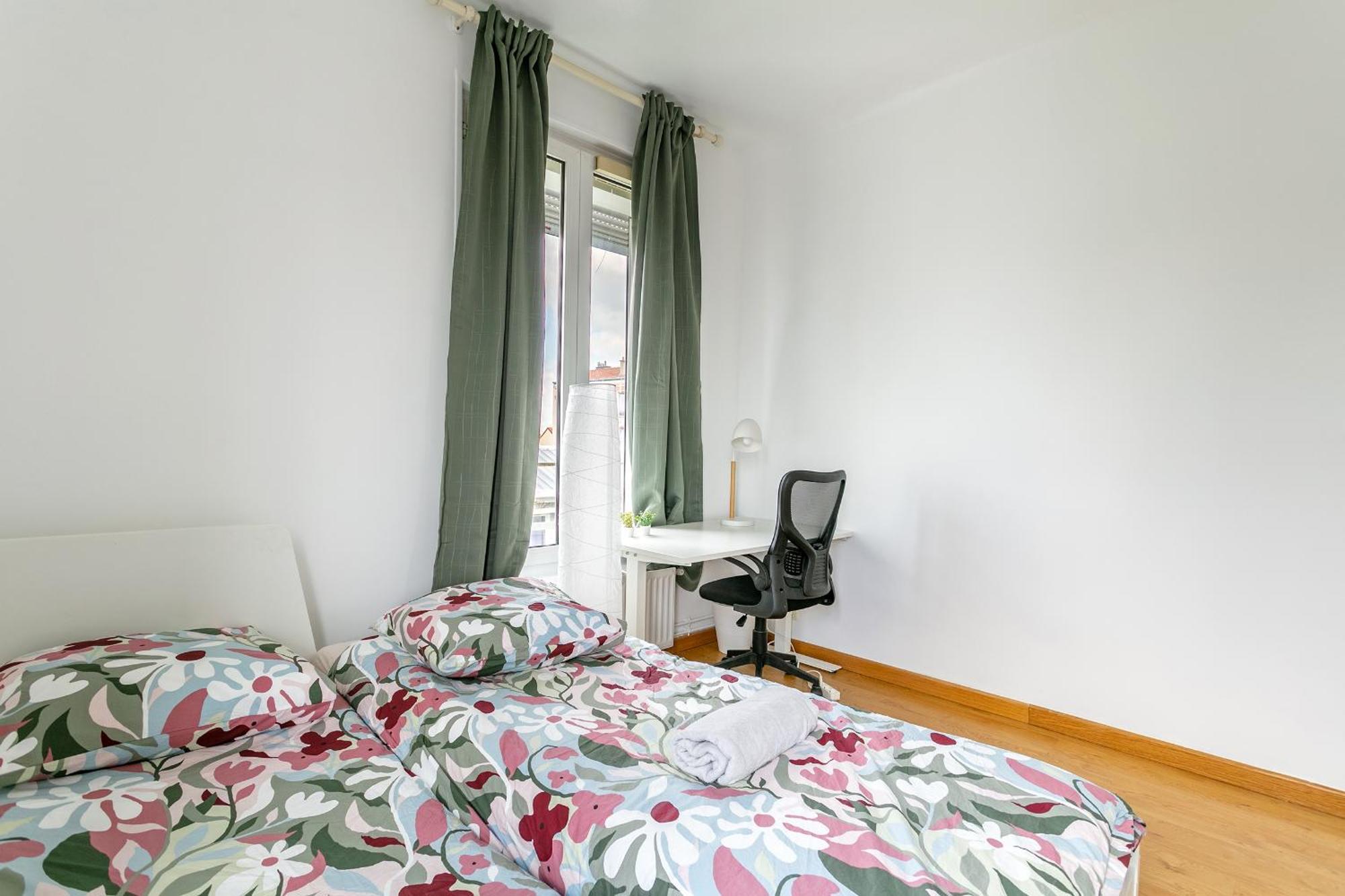 Parisian Penthouse With Large Terrasse Lejlighed Pierrefitte-sur-Seine Eksteriør billede